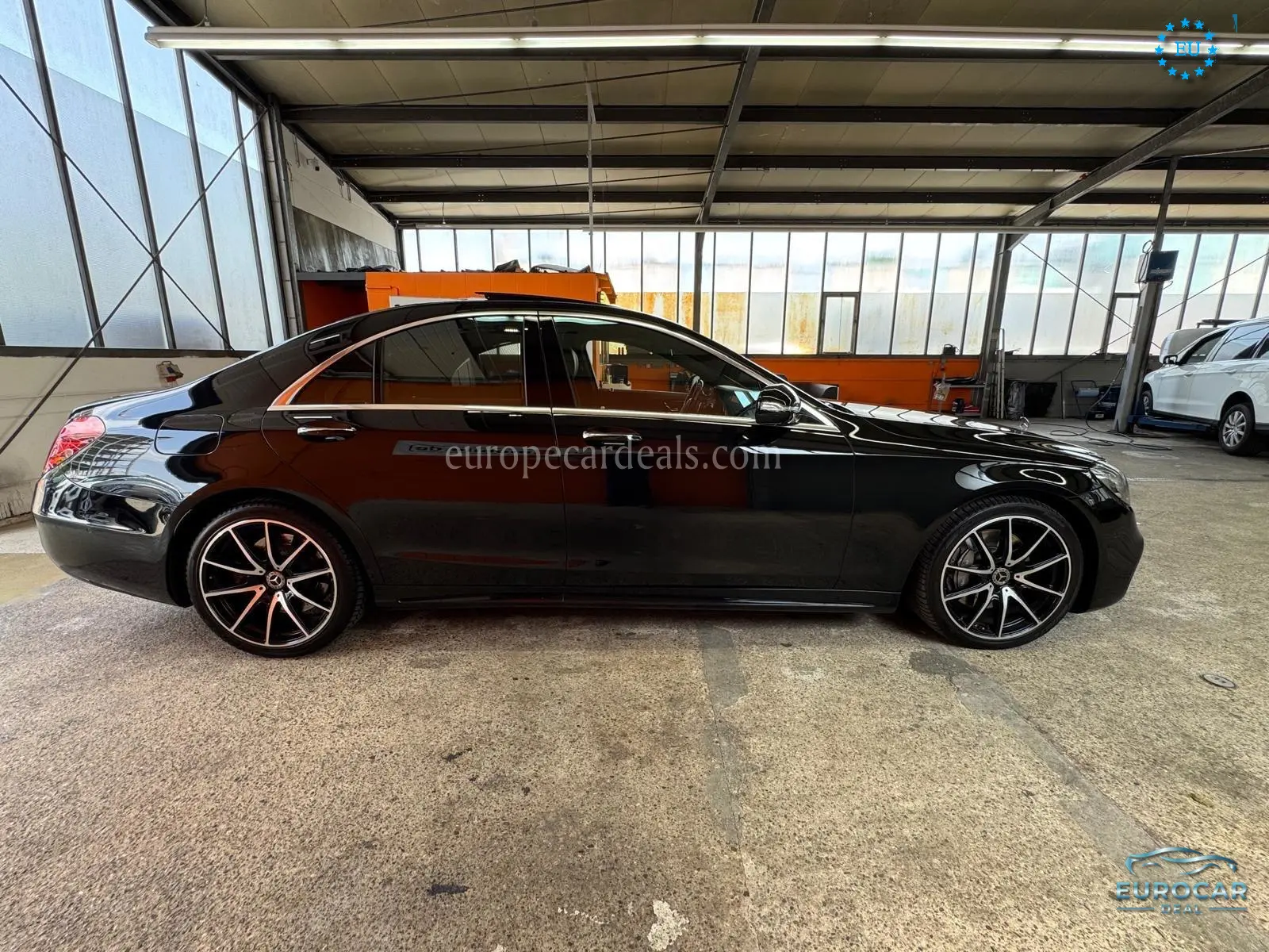 Mercedes-Benz S 560