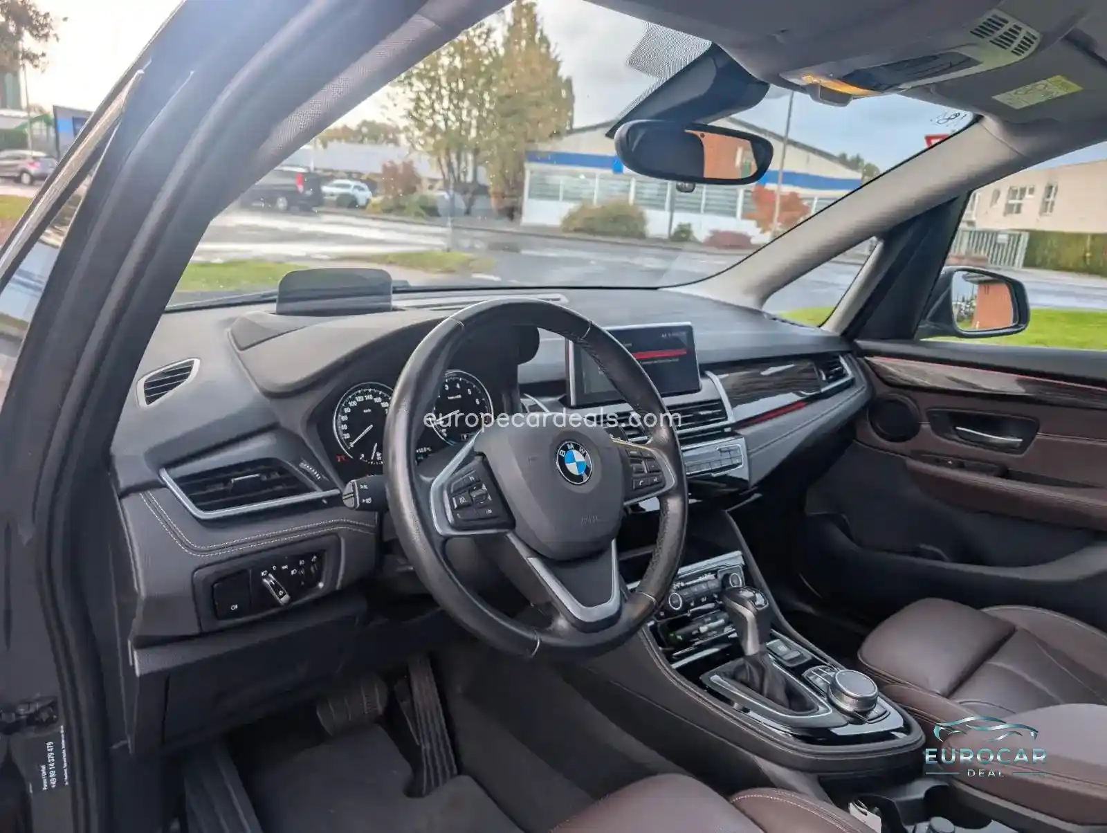 BMW 225
