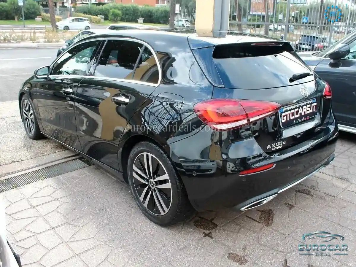 Mercedes-Benz A 200