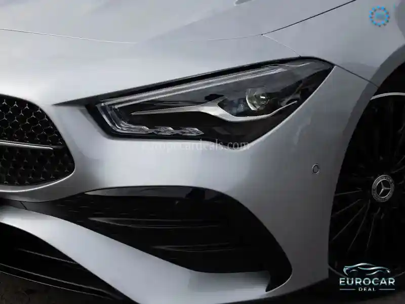 Mercedes-Benz CLA 220