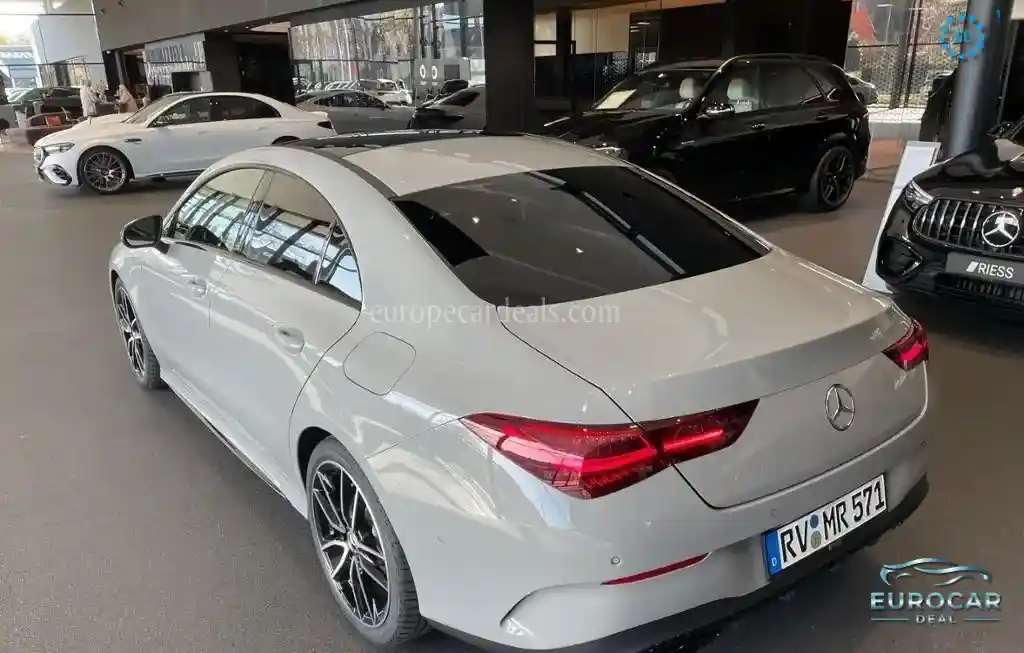Mercedes-Benz CLA 220