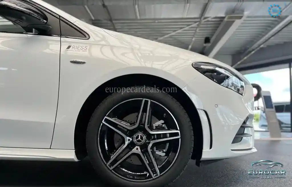 Mercedes-Benz B 250