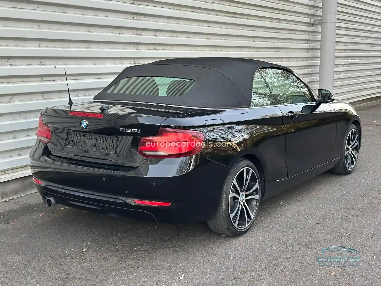 BMW 230