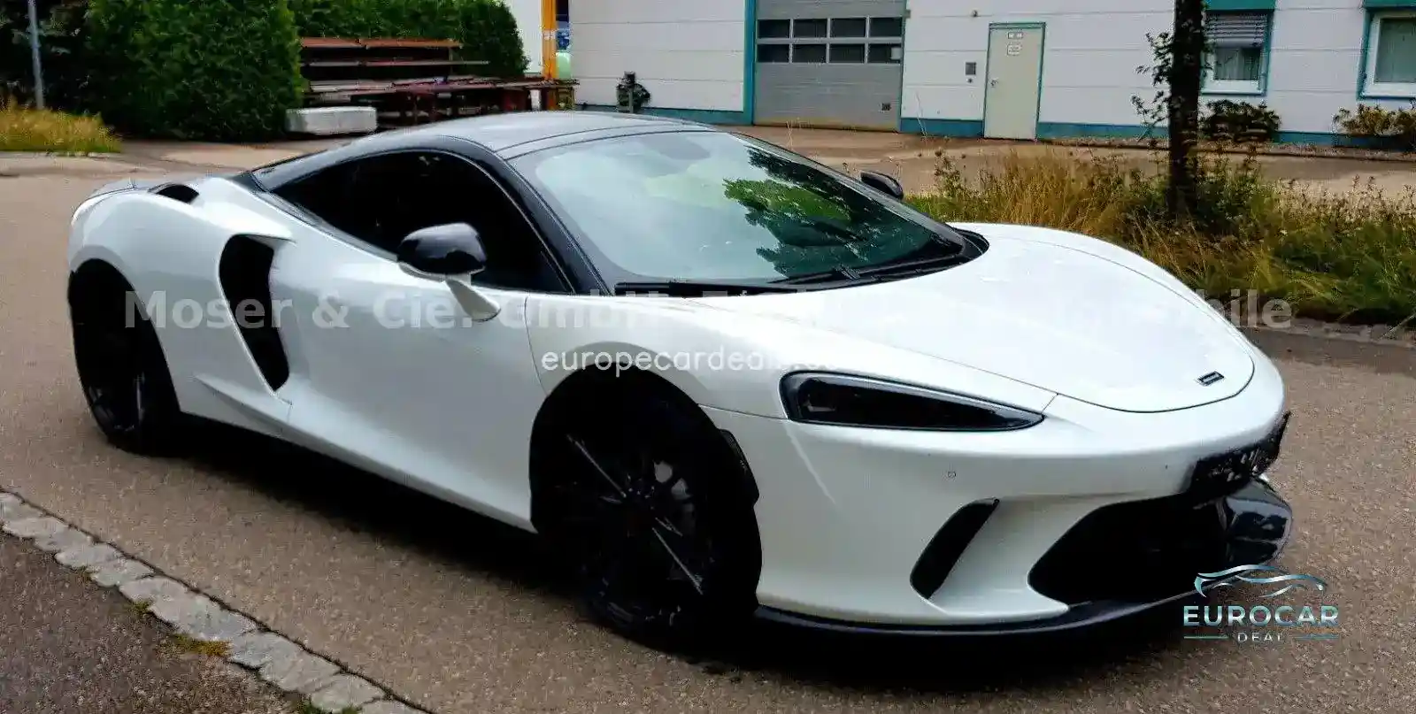 McLaren GT