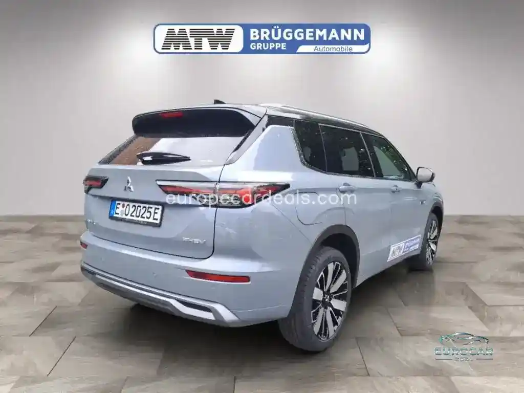 Mitsubishi Plug-in Hybrid Outlander