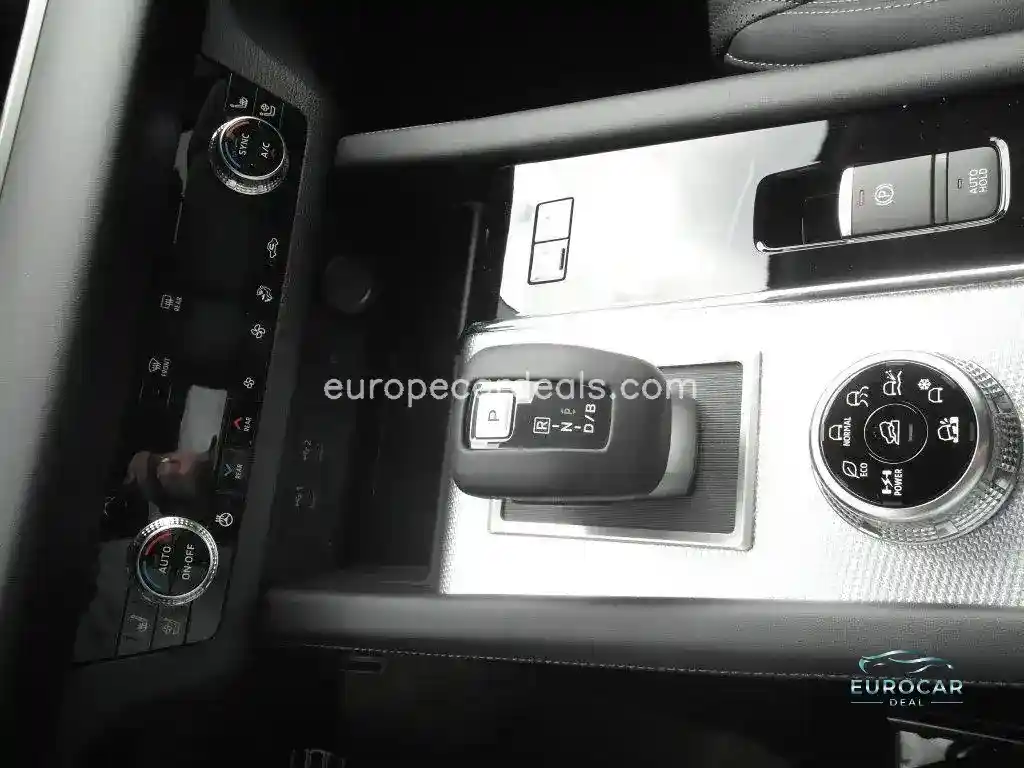 Mitsubishi Plug-in Hybrid Outlander