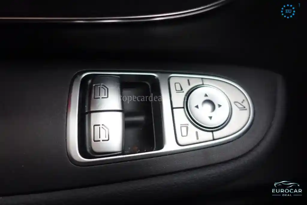 Mercedes-Benz V 250