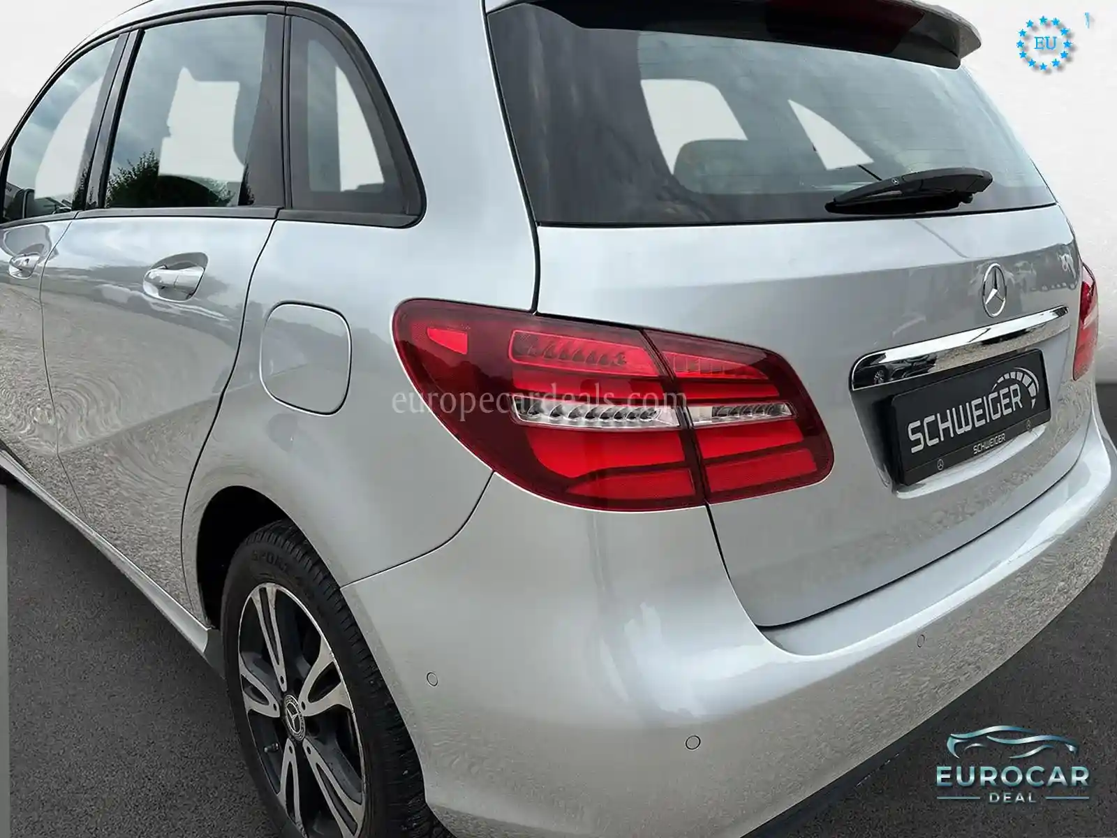 Mercedes-Benz B 180