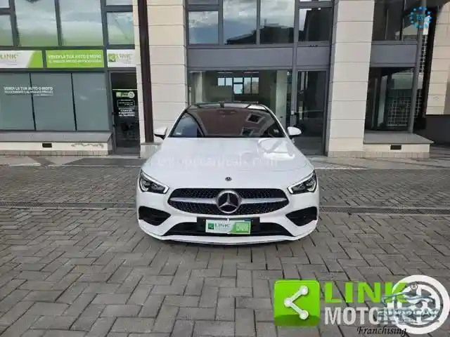 Mercedes-Benz CLA 200 Shooting Brake