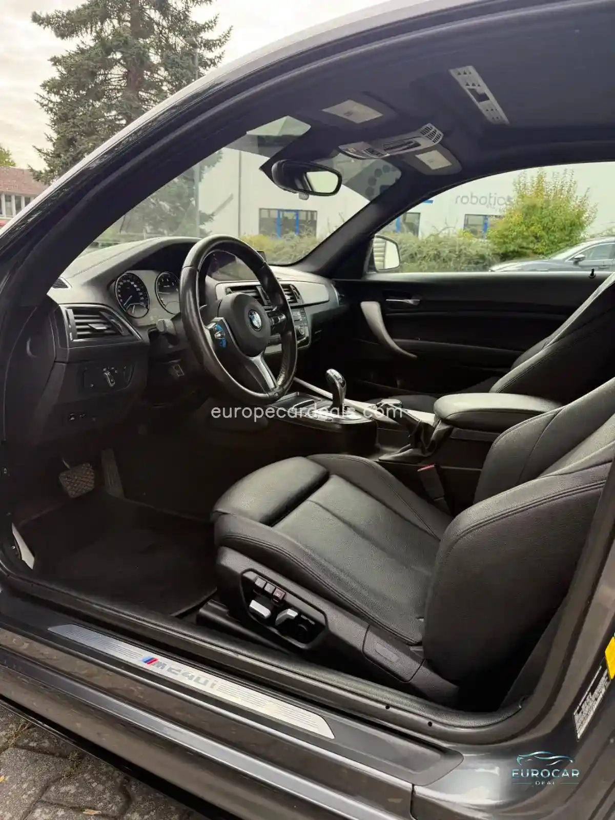 BMW M240i