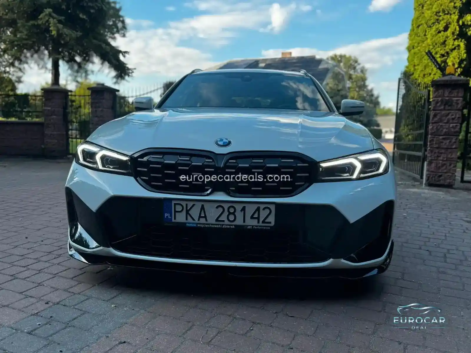 BMW 330