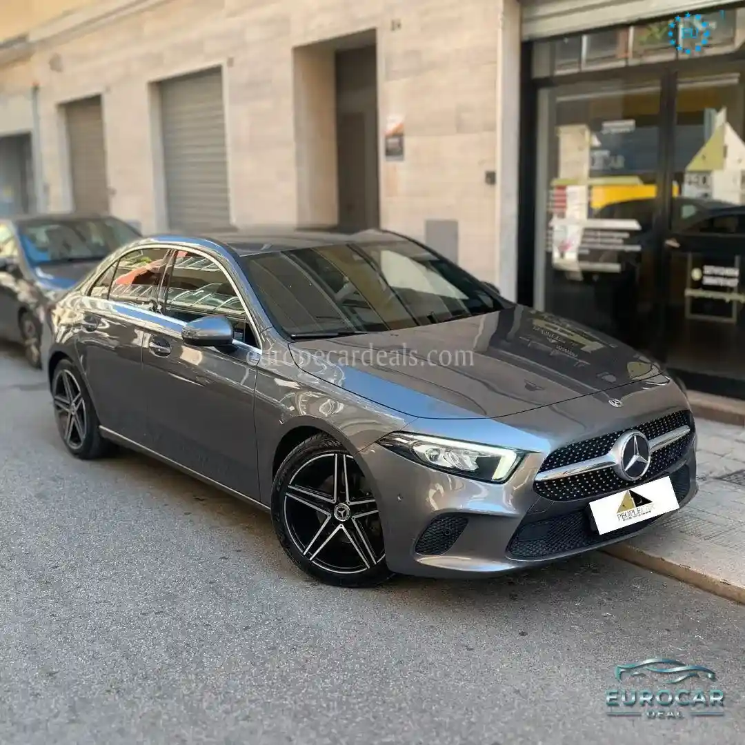 Mercedes-Benz A 200