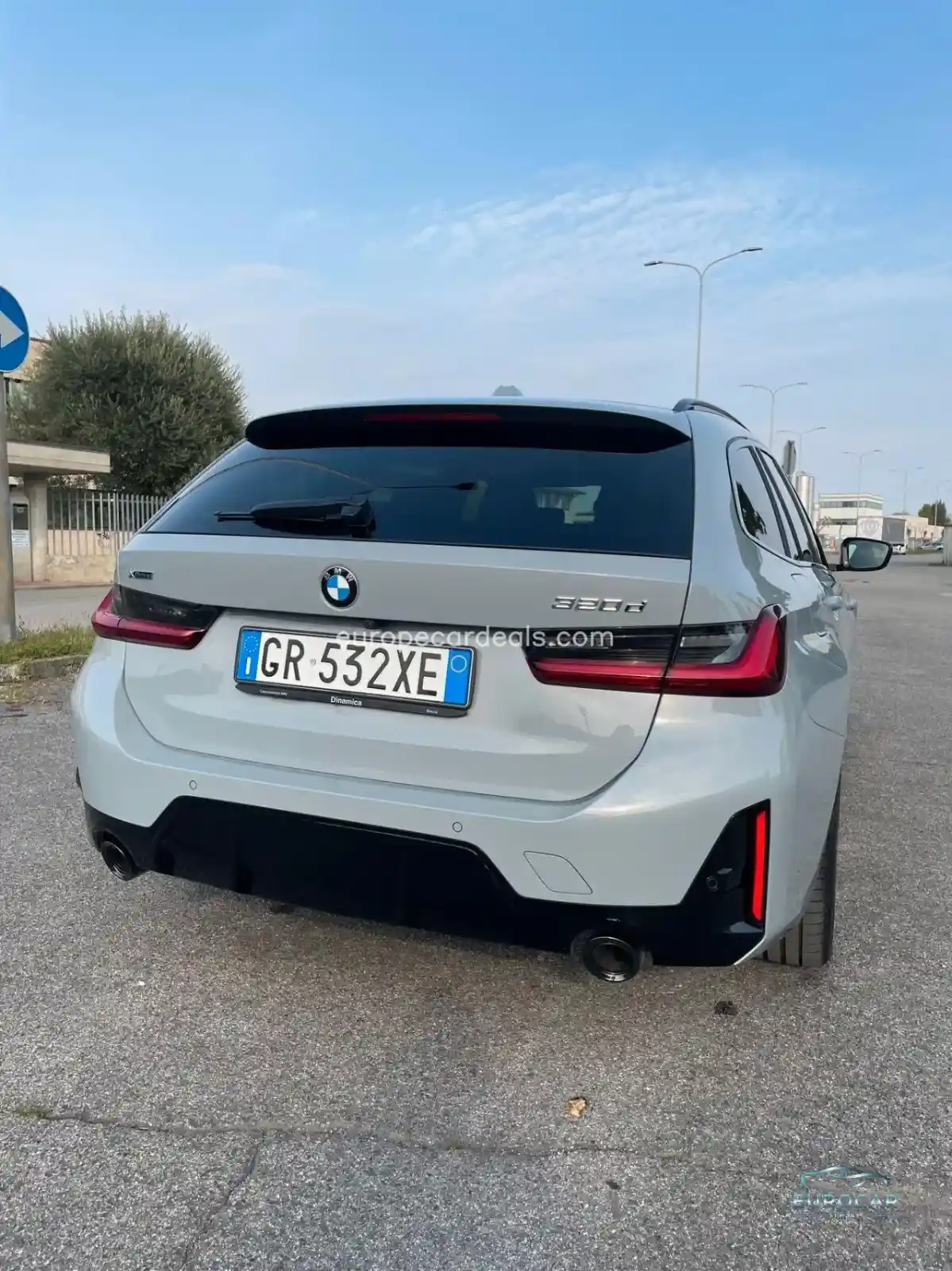 BMW 320