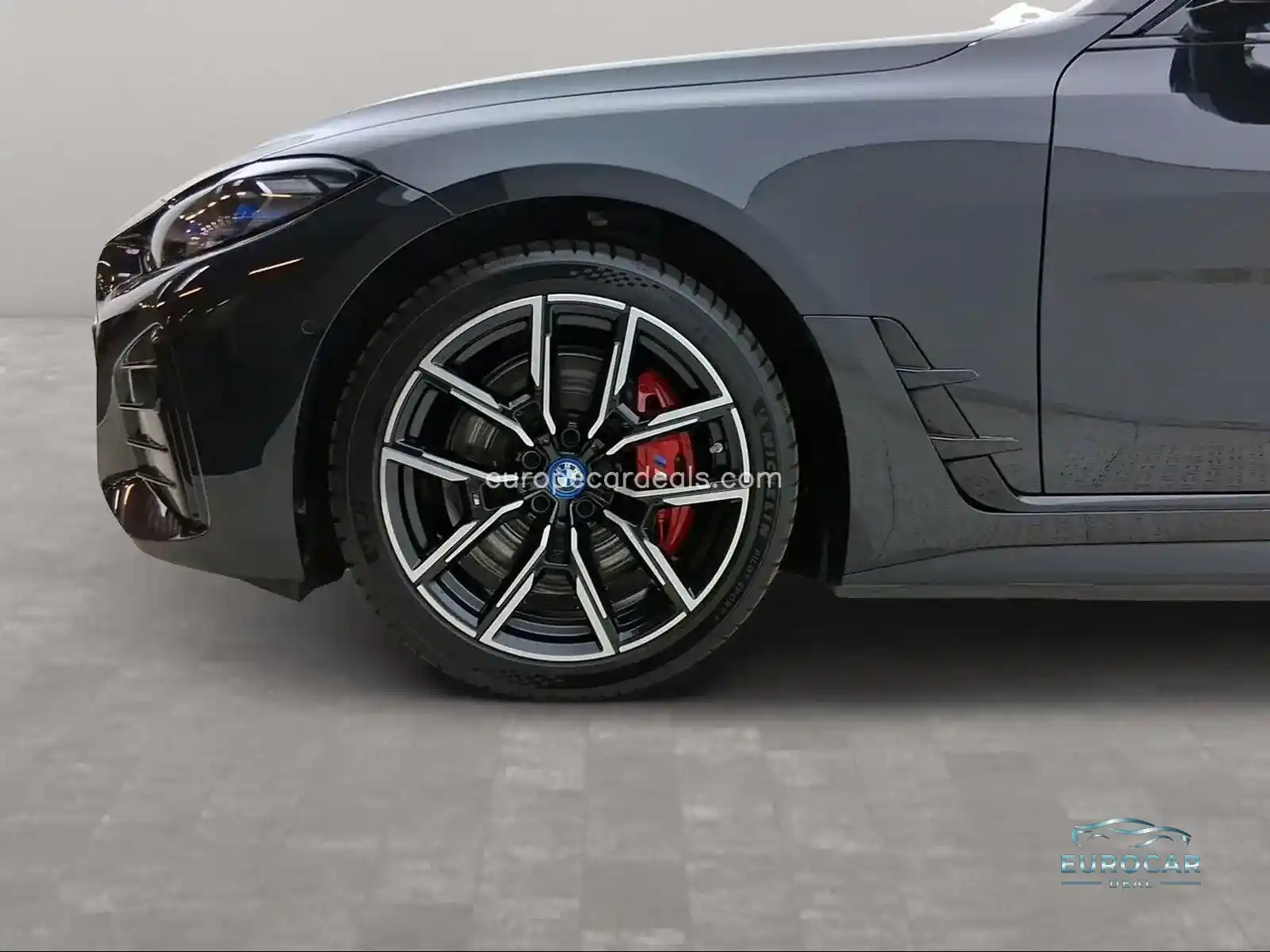 BMW i4