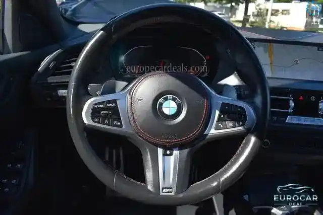 BMW 128