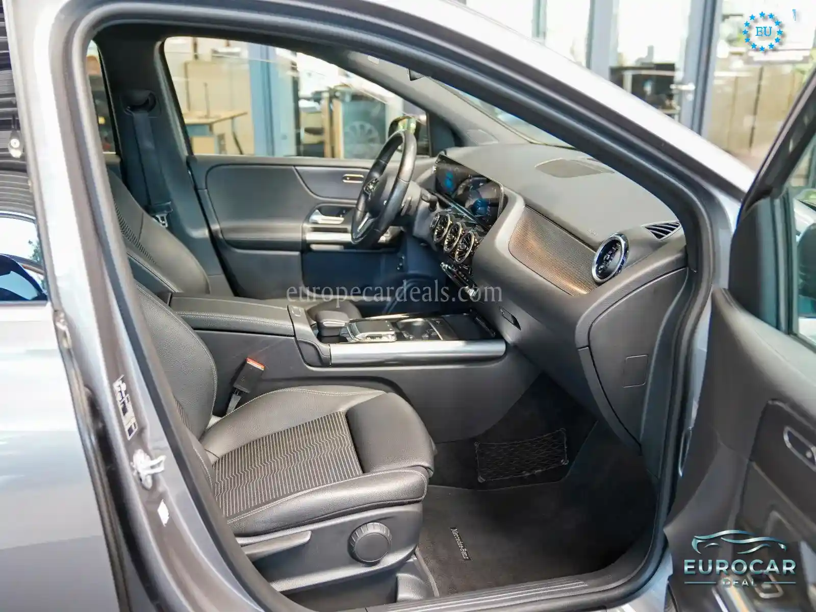 Mercedes-Benz B 220