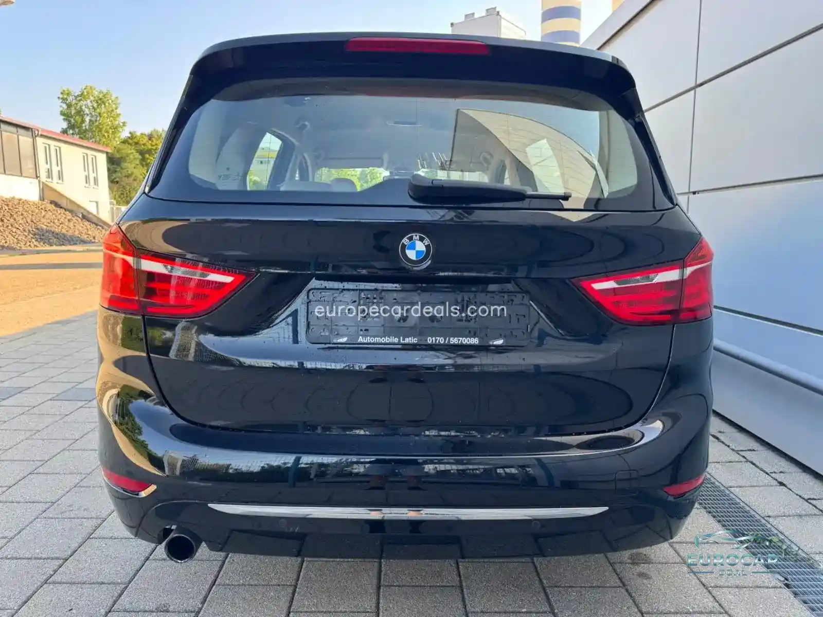 BMW 216