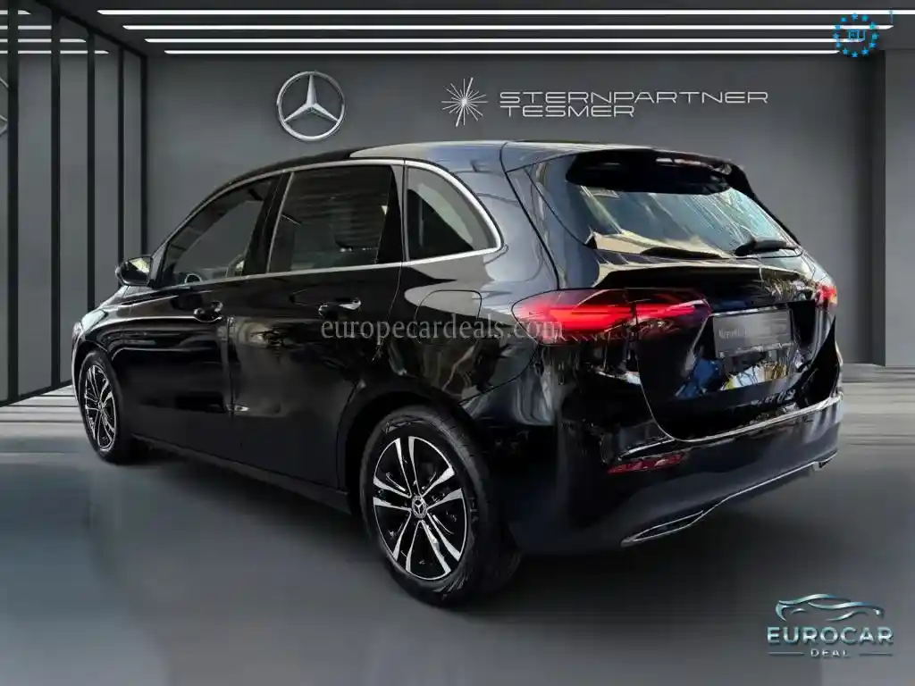Mercedes-Benz B 180