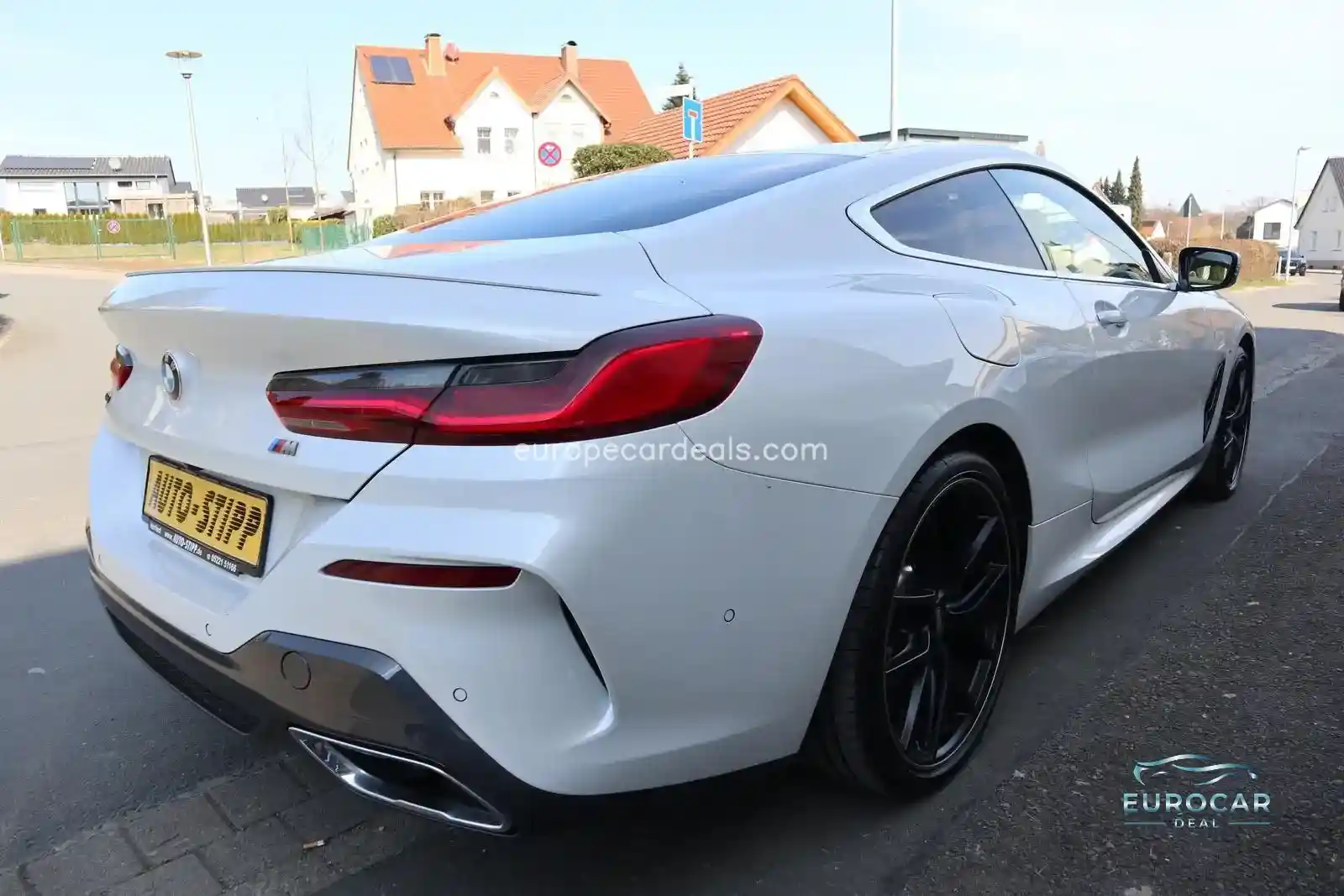 BMW M850