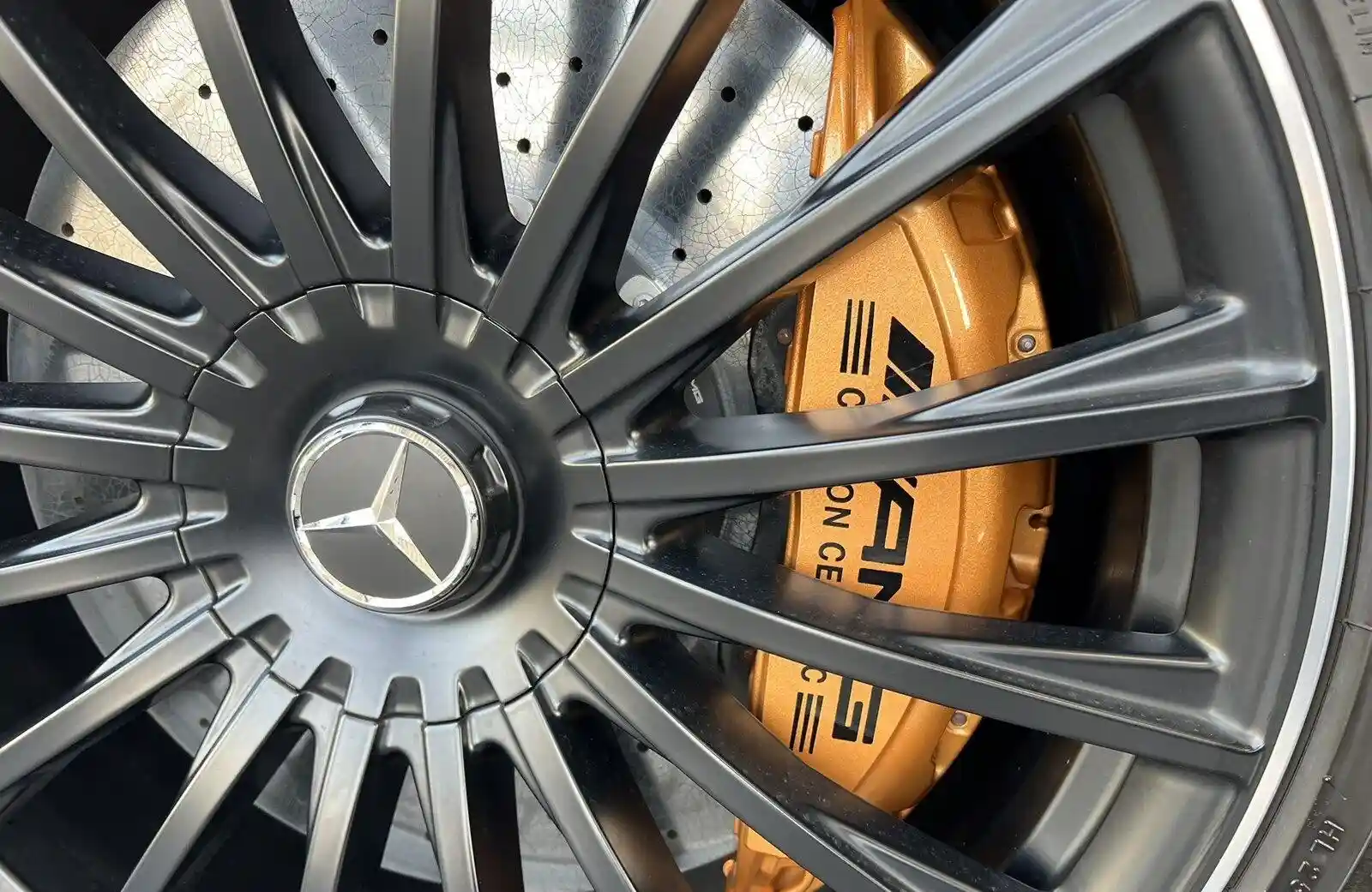 Mercedes-Benz S 63 AMG