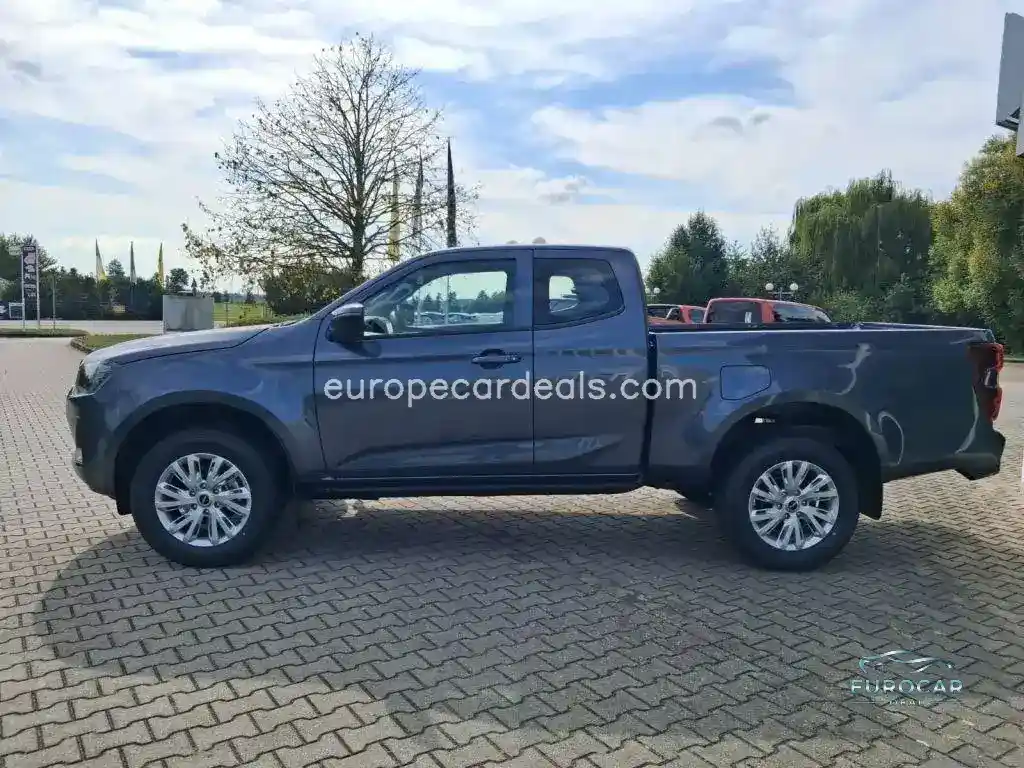 Space Cab 4WD Autm. LS
