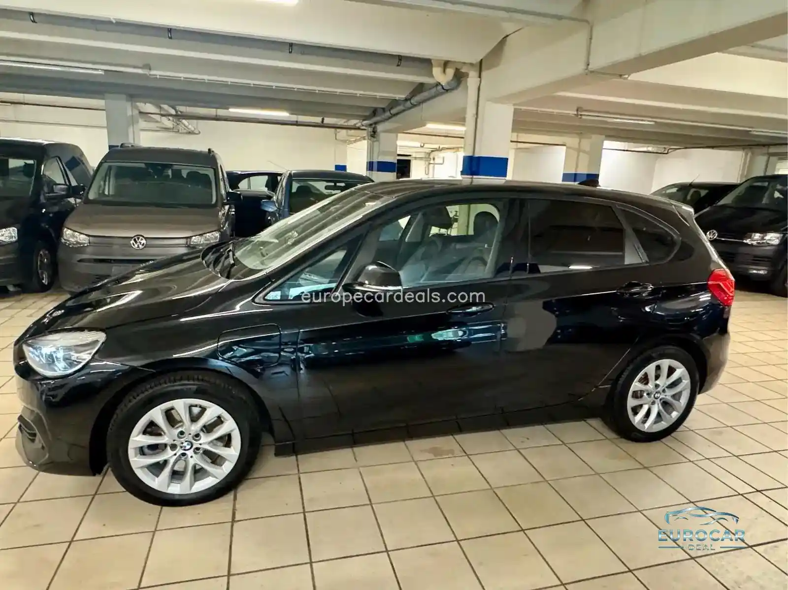 BMW 225