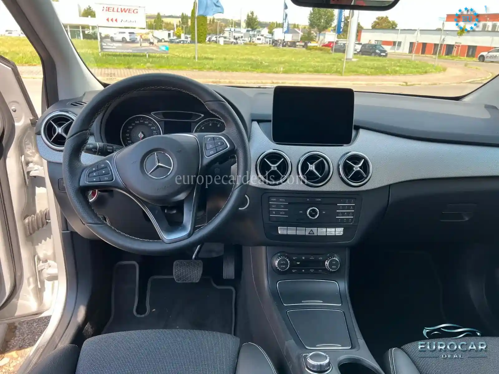Mercedes-Benz B 200