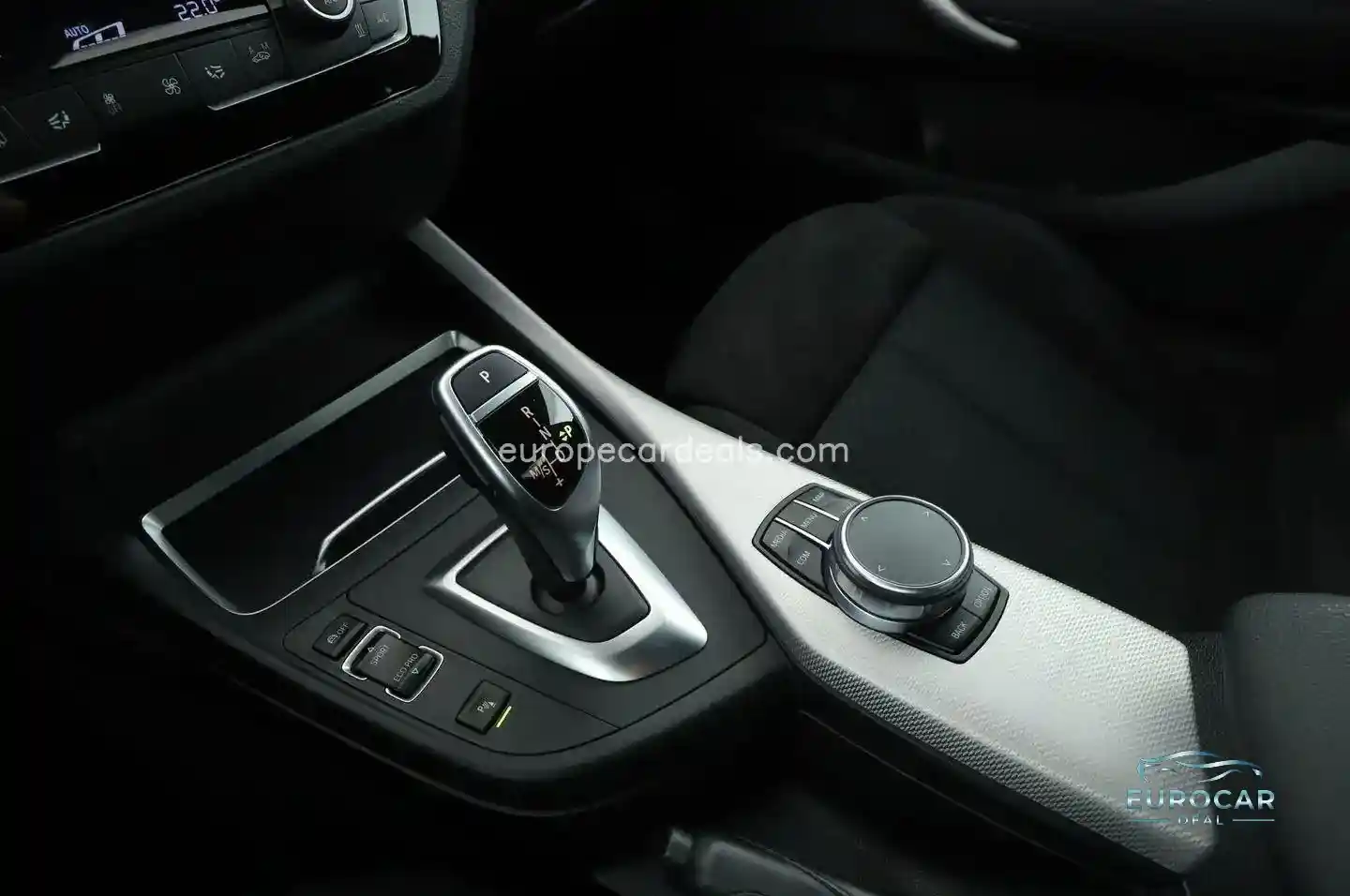 BMW M240i