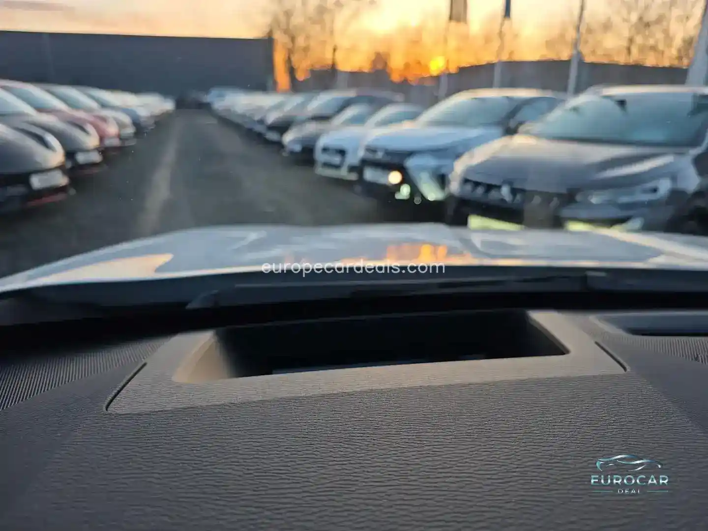 Mitsubishi Plug-in Hybrid Outlander