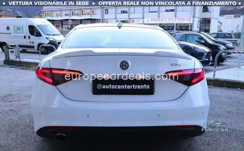 Alfa Romeo Giulia