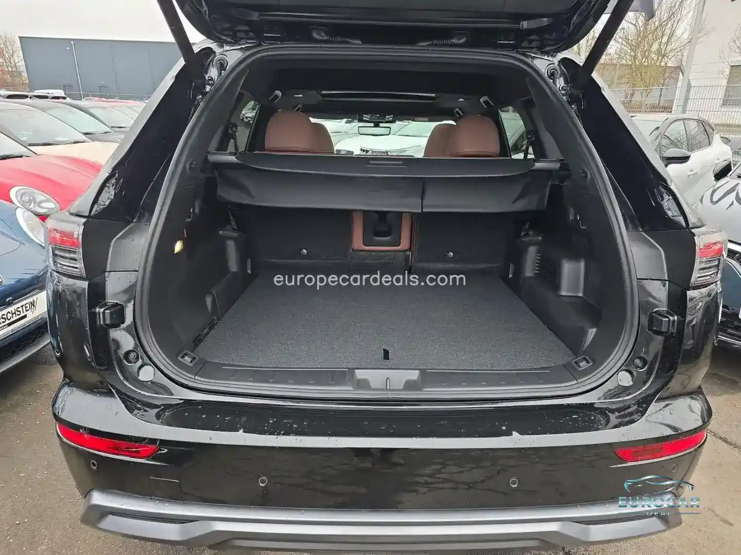 Mitsubishi Plug-in Hybrid Outlander
