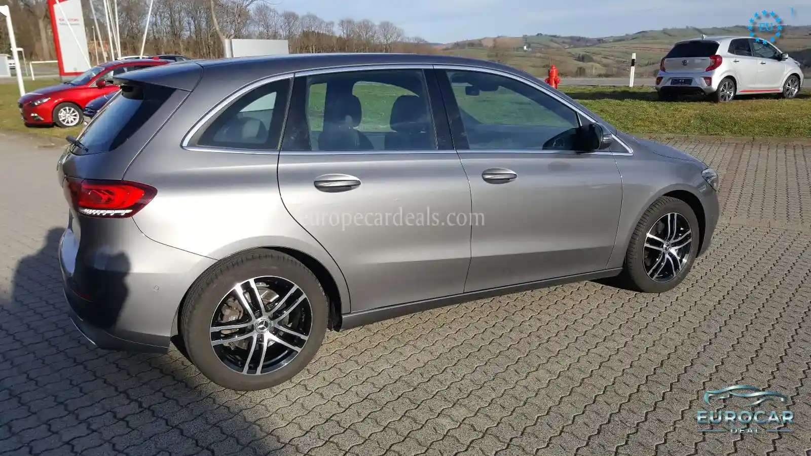 Mercedes-Benz B 200