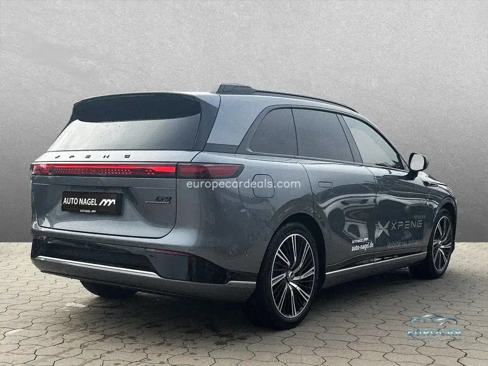 XPENG G9