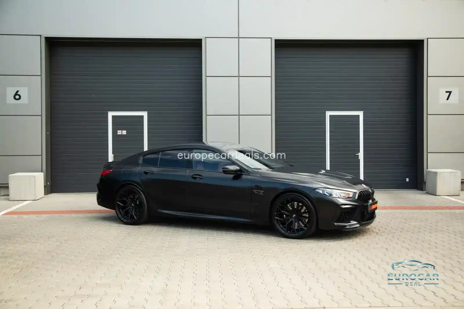 BMW M8