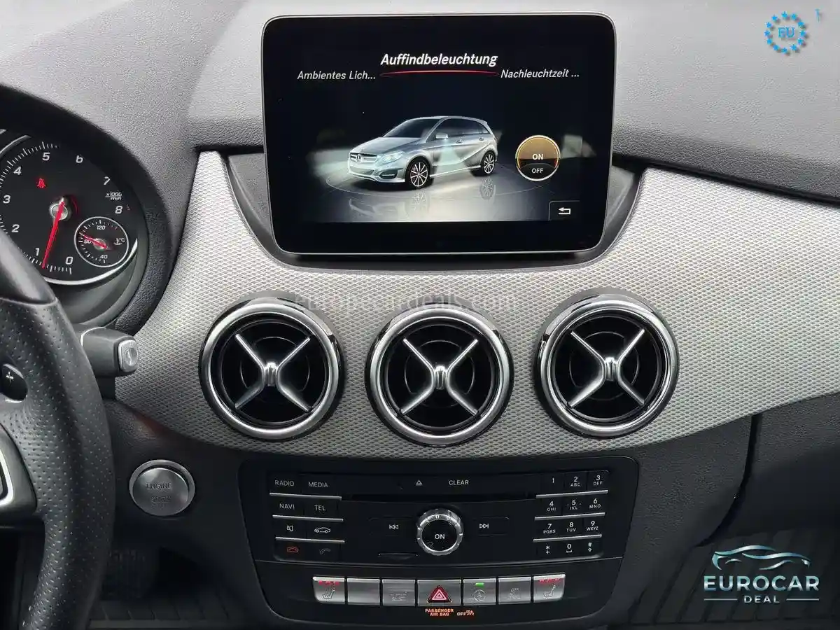 Mercedes-Benz B 200