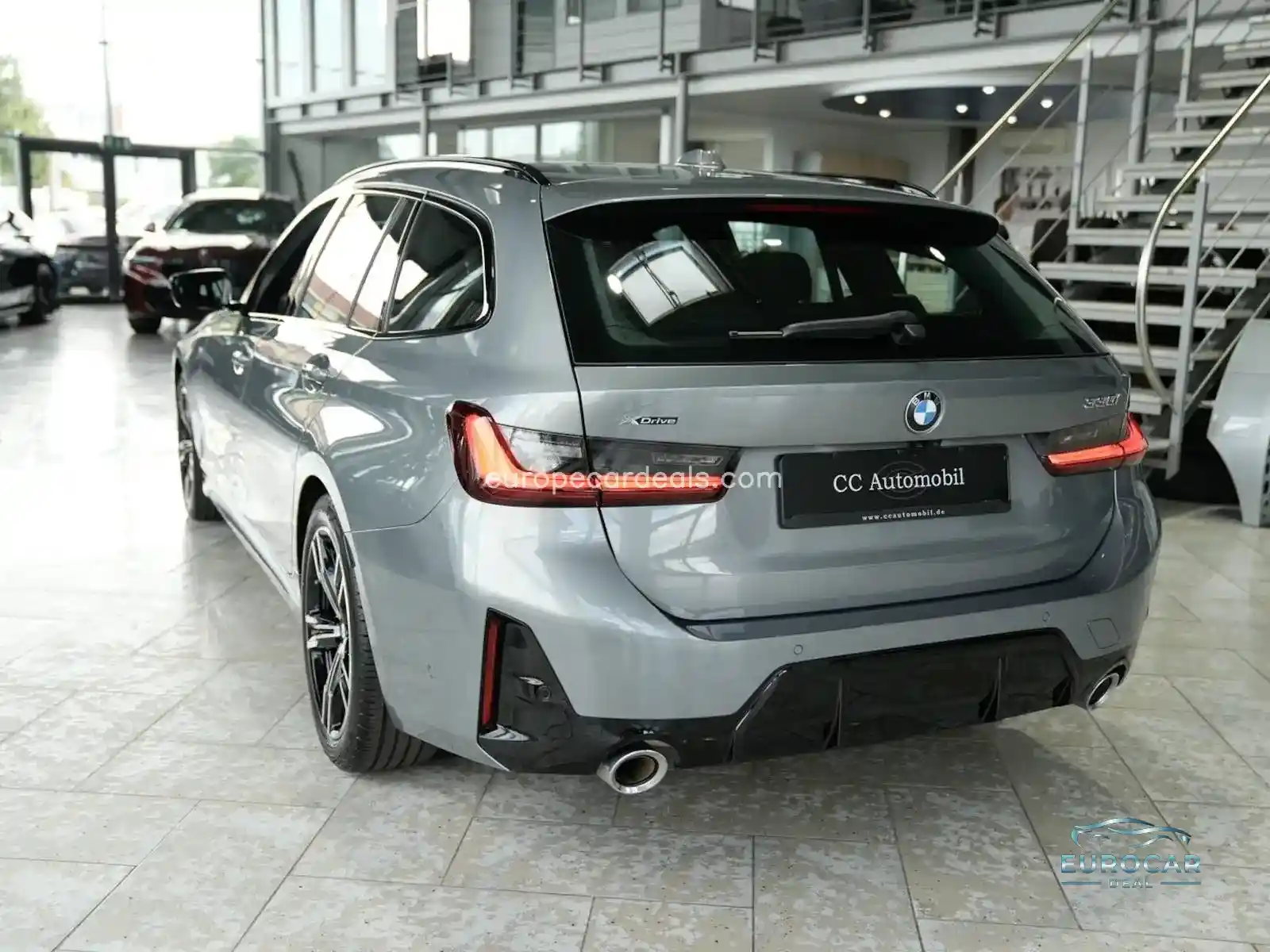 BMW 330