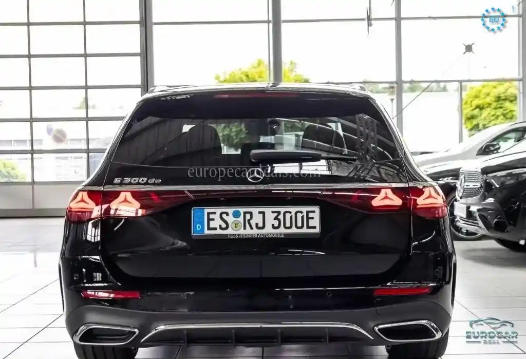 Mercedes-Benz E 300