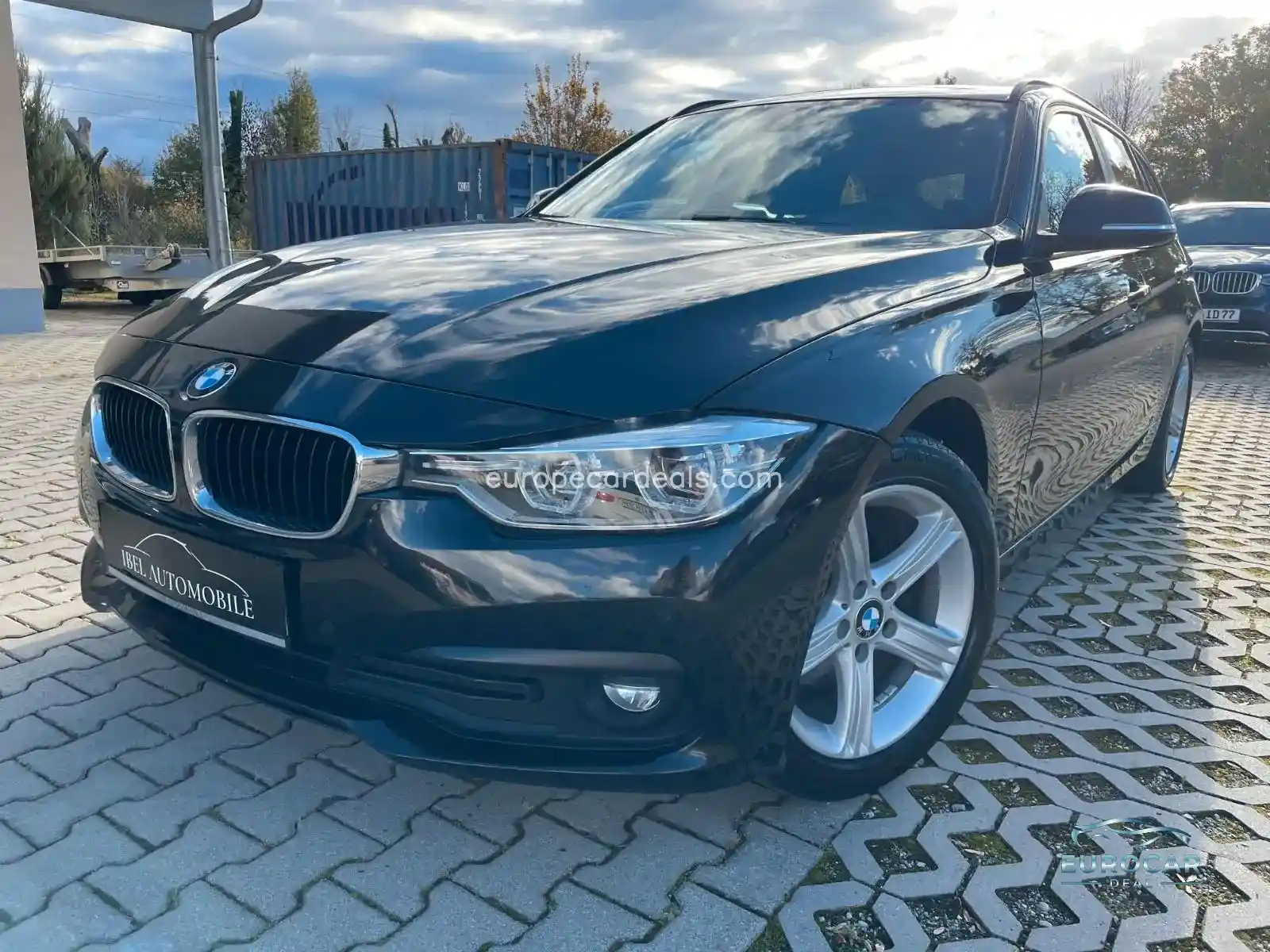 BMW 320
