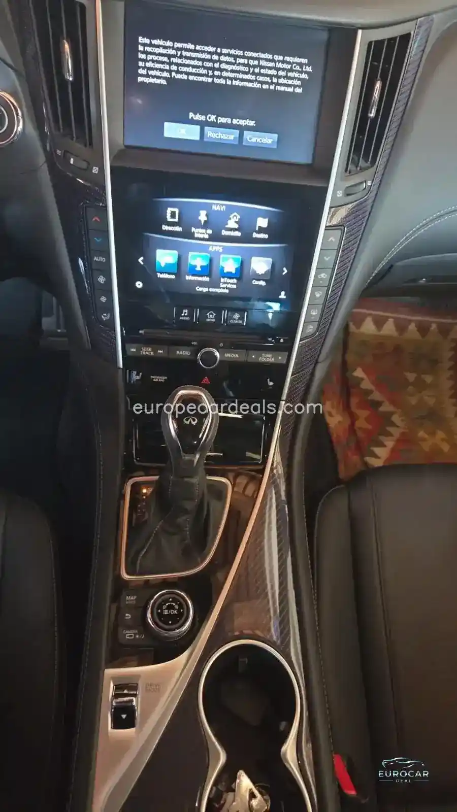 Infiniti Q60