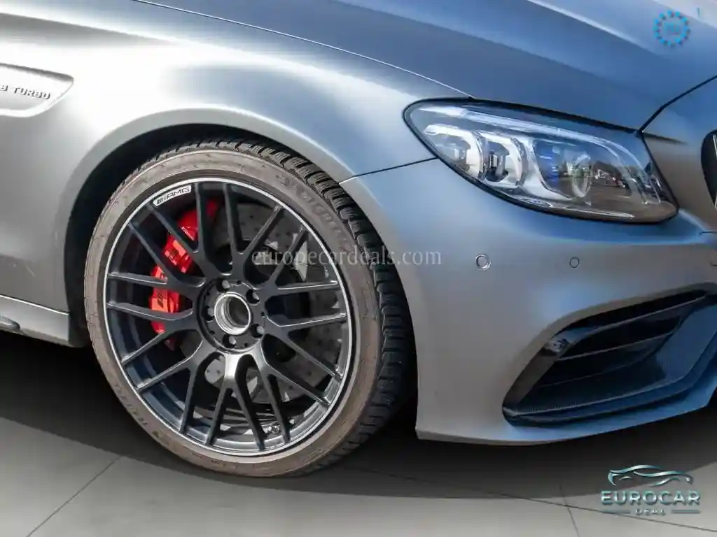 Mercedes-Benz C 63 AMG