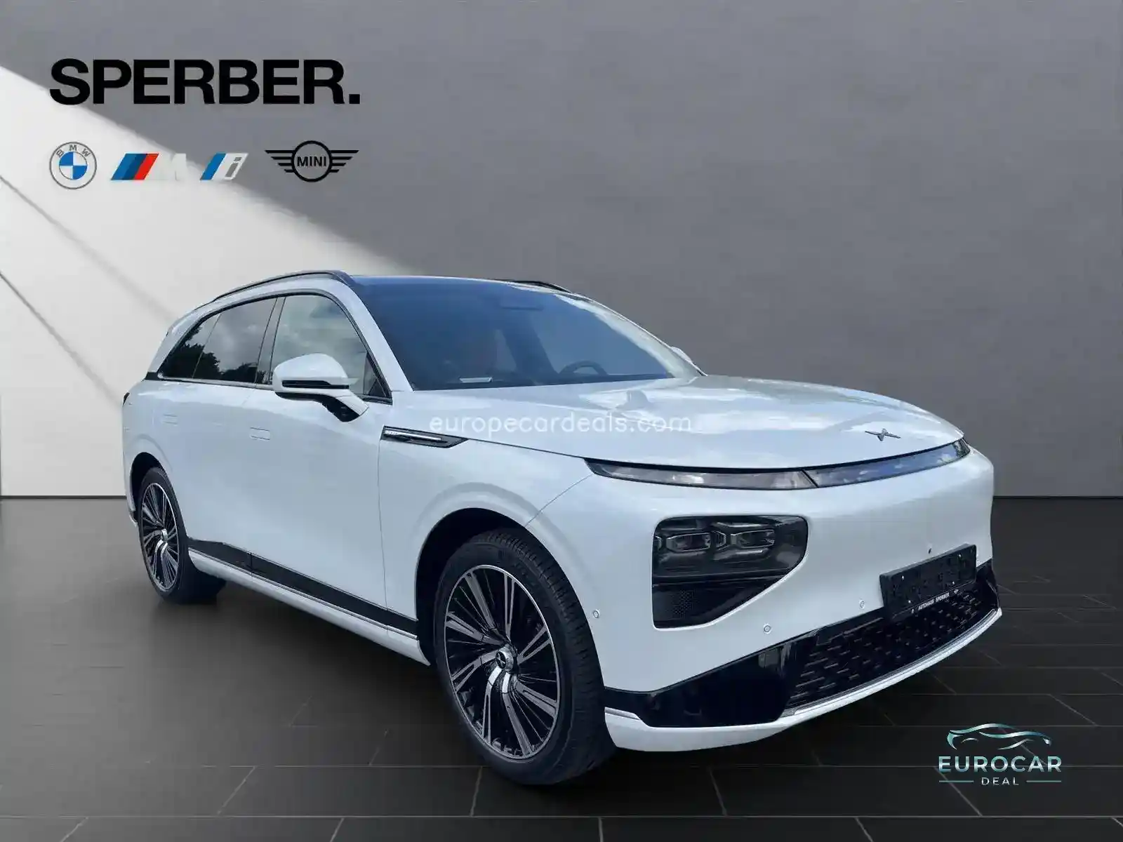 XPENG G9