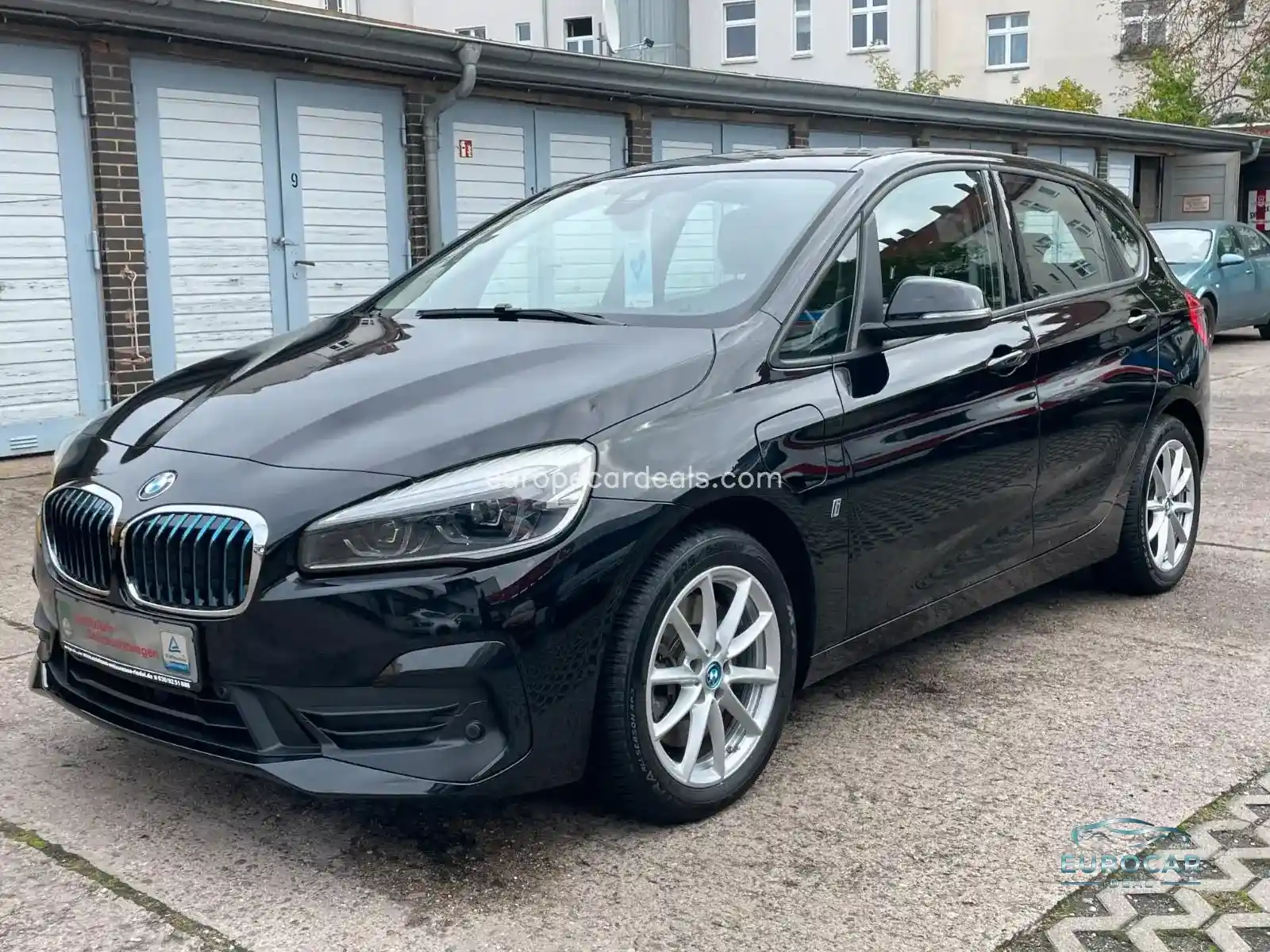 BMW 225