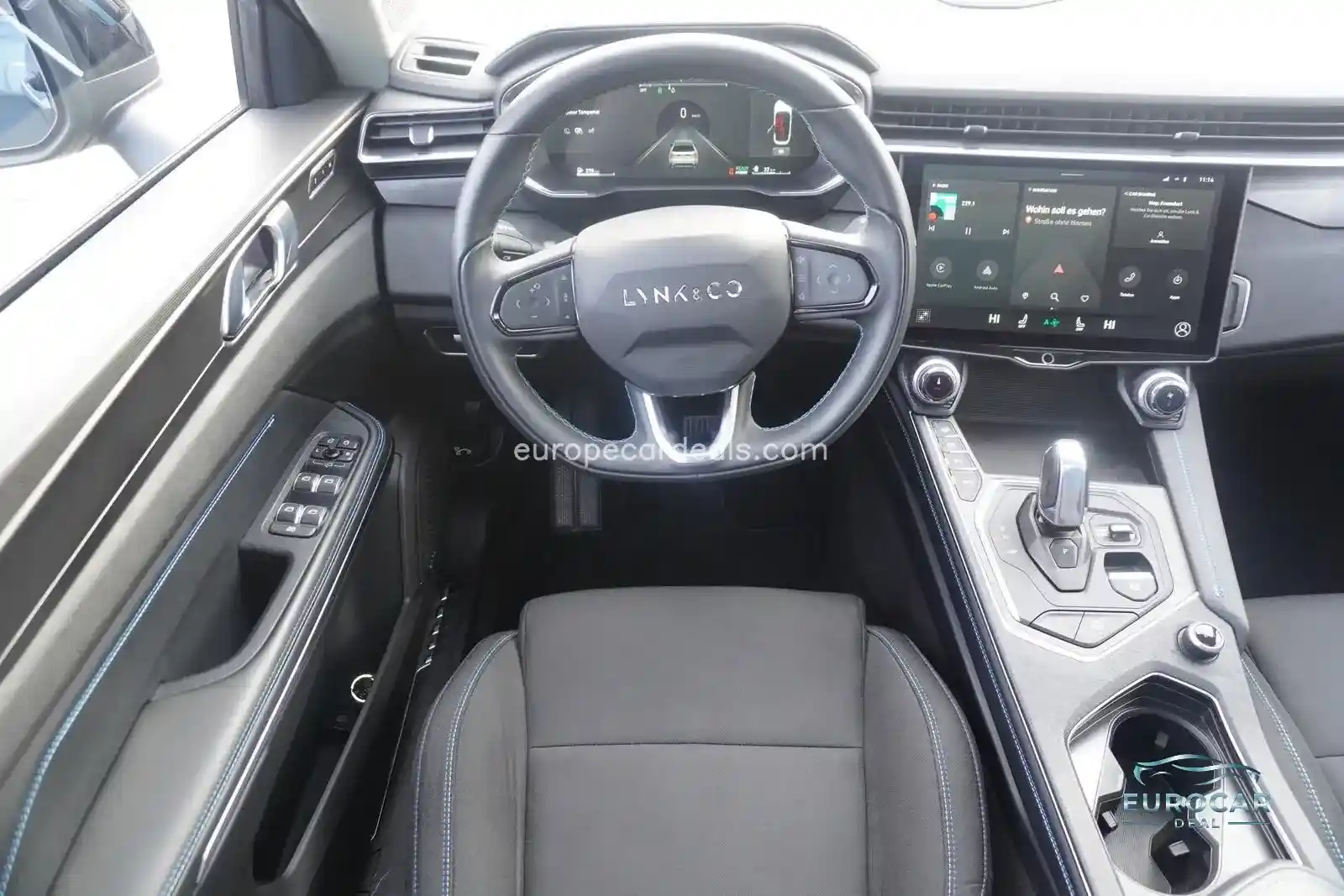 Lynk&Co 01