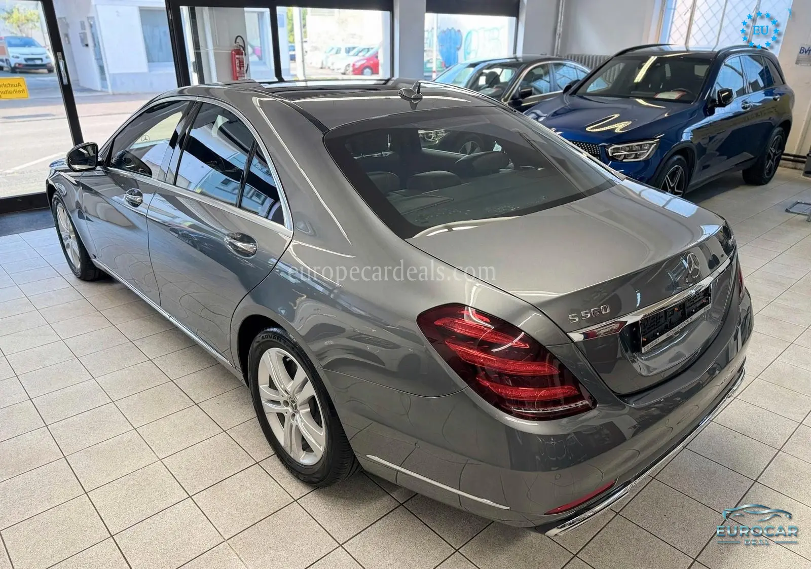 Mercedes-Benz S 560