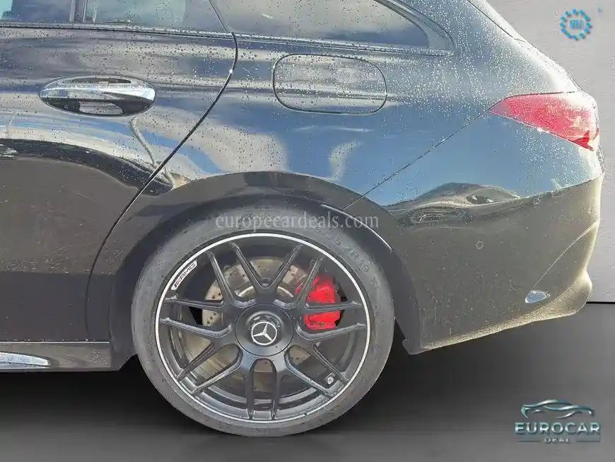 Mercedes-Benz CLA 45 AMG Shooting Brake