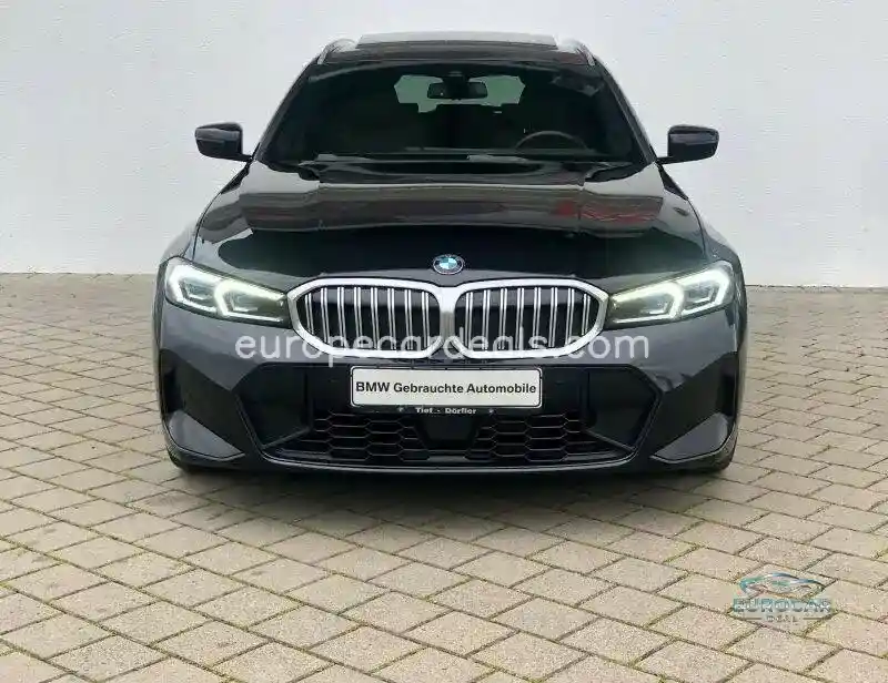BMW 330