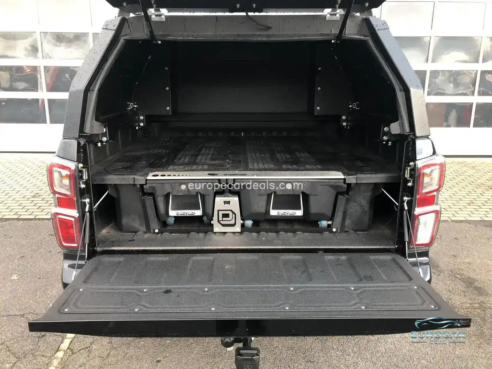 Double Cab V-Cross AT ” BAD-MAX “