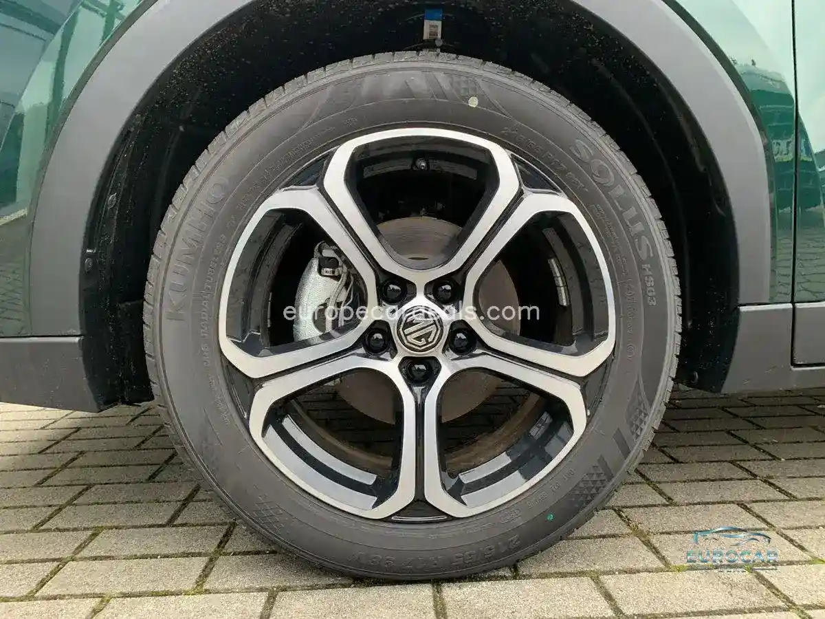MG ZS
