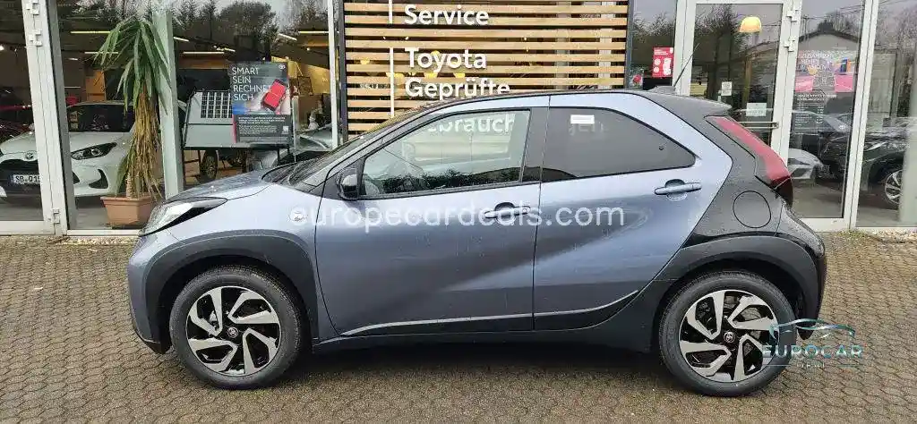 Toyota Aygo (X)