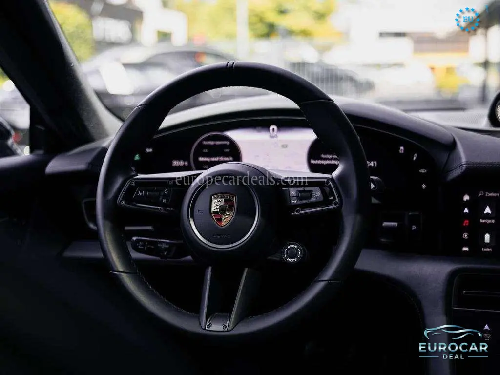 Porsche Taycan